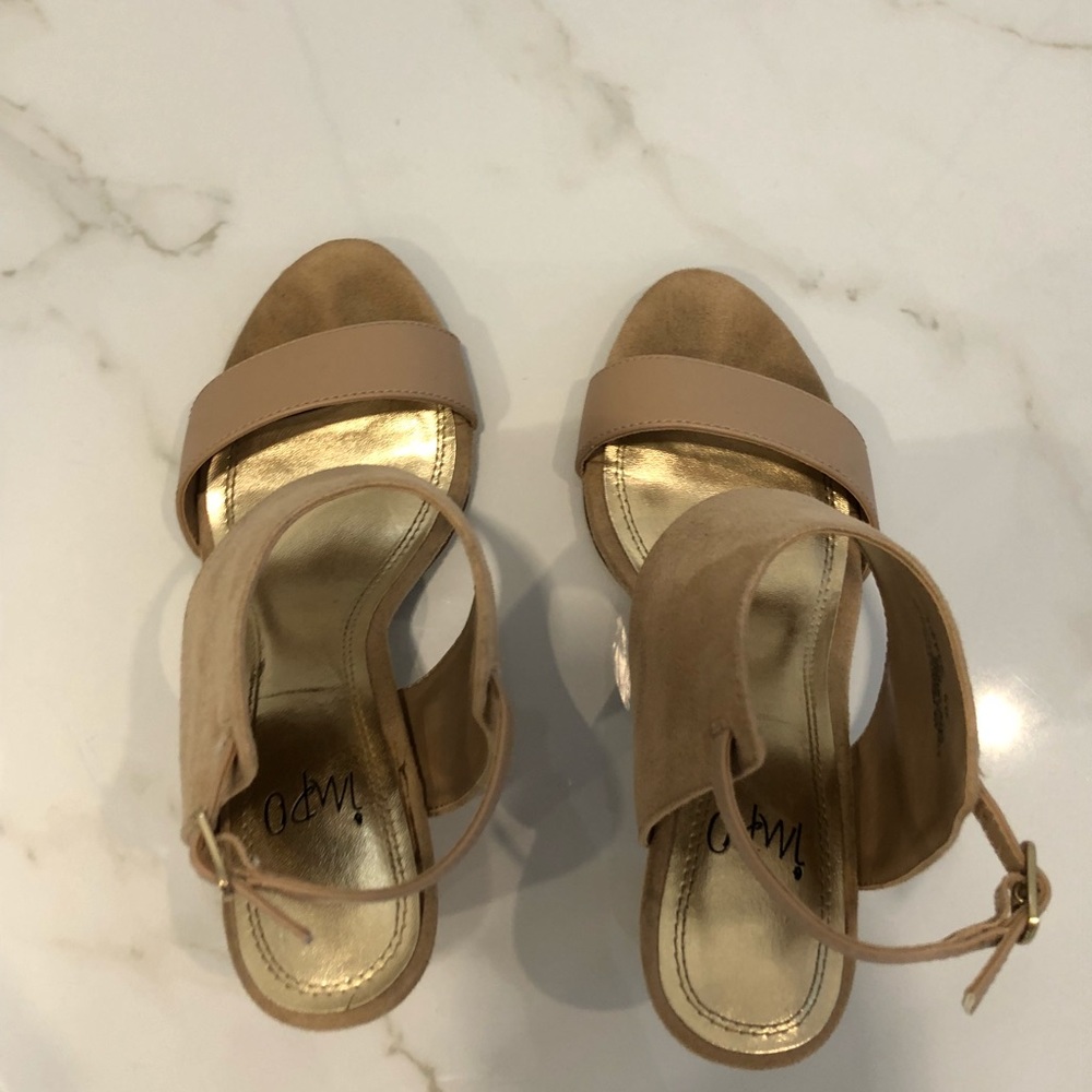 Heels - Picture 5 of 5